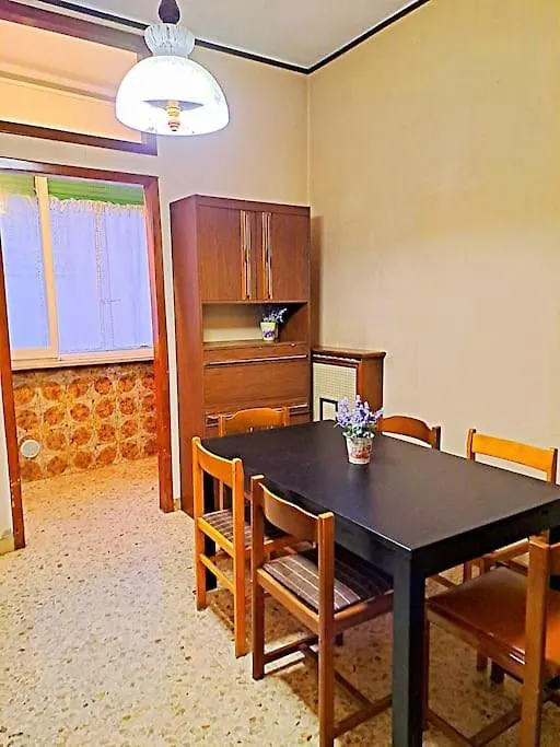 Riviera Del Conero Fronte Mare, 3 Camere, 10 Letti Falconara Marittima 0*,  Italien