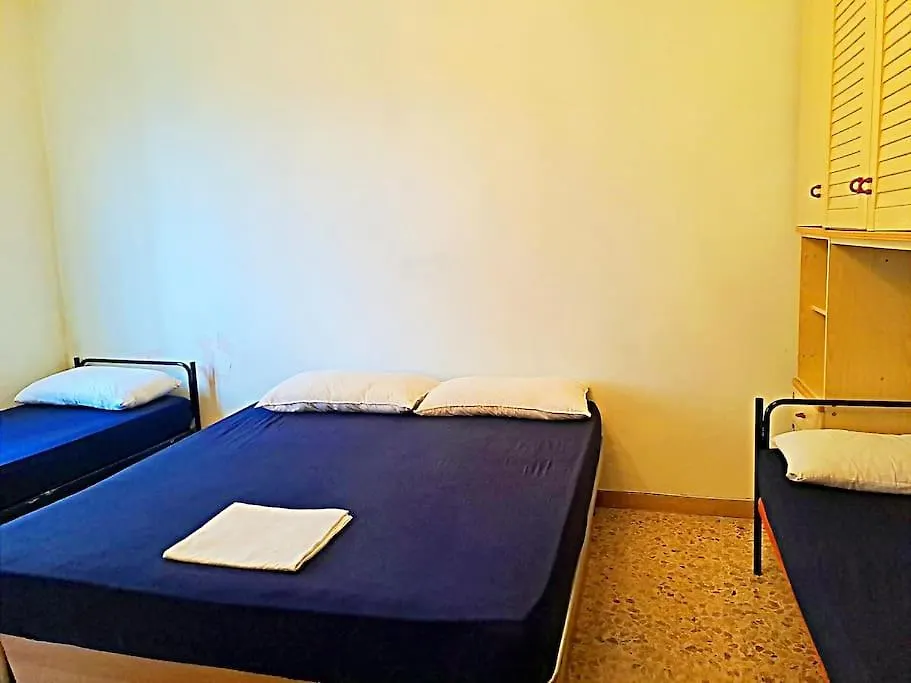 Riviera Del Conero Fronte Mare, 3 Camere, 10 Letti Falconara Marittima 0*,
