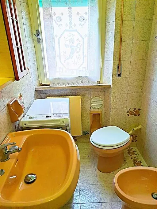 Riviera Del Conero Fronte Mare, 3 Camere, 10 Letti Falconara Marittima 0*,